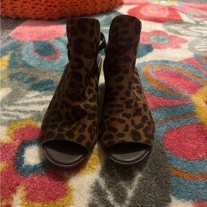 Pierre Dumas Brown Leopard Ankle Booties